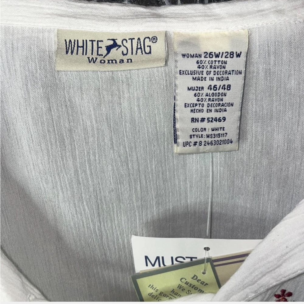 NWT White Stag Top with Floral Embroidery lace up neckline 26W/28W - Picture 6 of 7